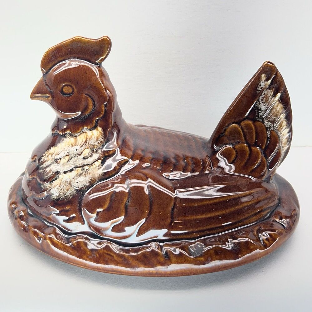 Missing a Hen? VTG Hen Desperately Searching for Nest & Owner -HULL POTTERY 10”